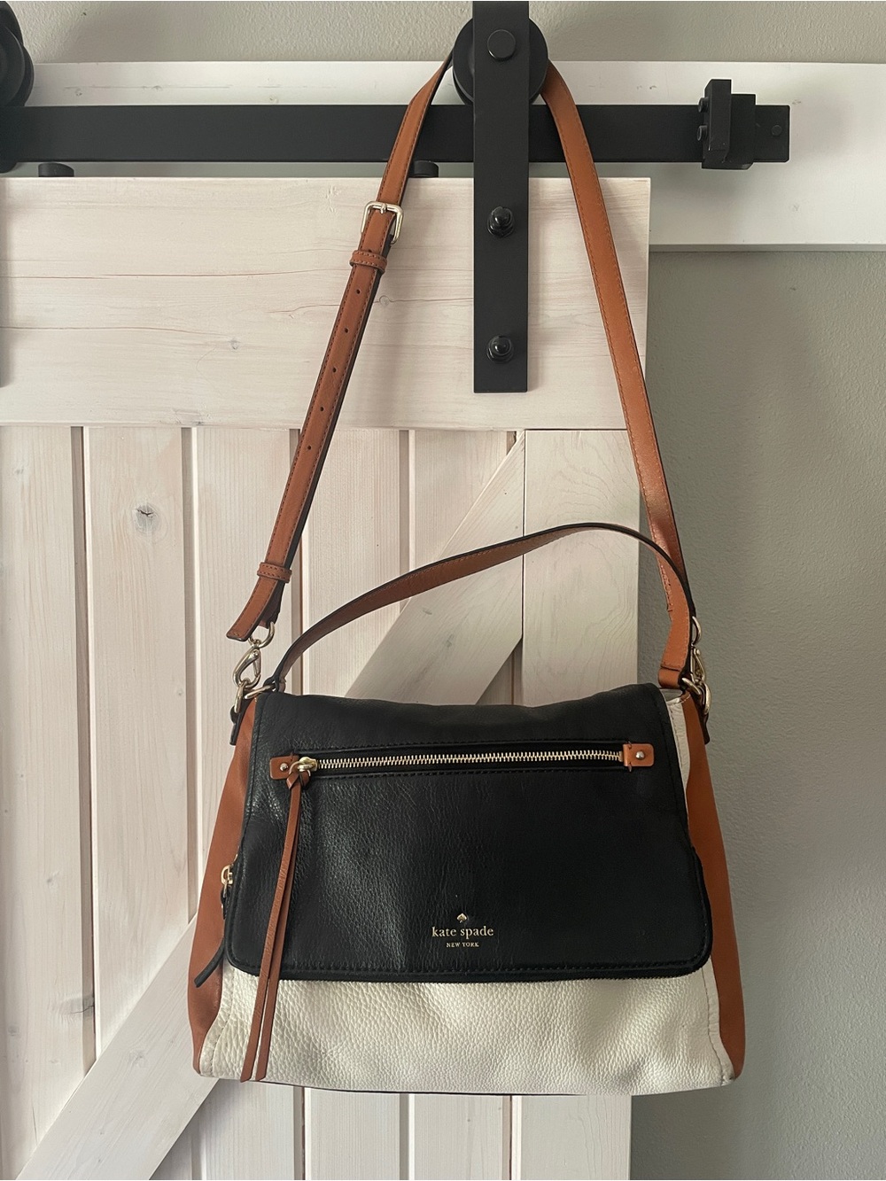 Kate Spade Colorblock Purse Crossbody Black White Brown Flap - Picture 2 of 16